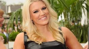 Cascata, italian for waterfall, is aptly named. Cascada Frontrfrau Natalie Horler Ist Schwanger