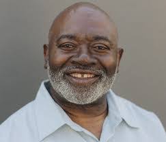 Aaron Hoefling's Instagram, Twitter & Facebook