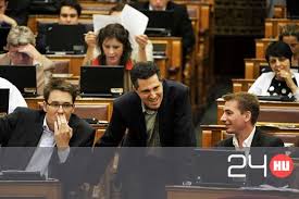 Bauer tamás, a demokratikus koalíció tagja is megemlékezett a trianoni békediktátum 95. Schiffer Nem Szakadunk 24 Hu