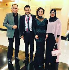 Official page for tv host, emcee, actress and recording artist che puan. Biodata Sarimah Ibrahim Pengacara Versatil Kacukan Melayu Irish Azhan Co
