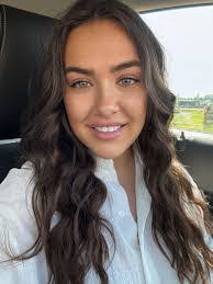 Bernice Tully's Instagram, Twitter & Facebook