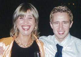 Citeste ultimele stiri despre reghecampf pe gsp.ro! Cum AratÄƒ In Prezent Prima SoÅ£ie A Lui LaurenÅ£iu Reghecampf Mariana I A Fost AlÄƒturi Timp De 14 Ani Galerie Foto Spynews Ro