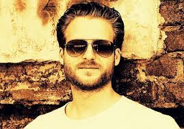 Dennis Knierim's Instagram, Twitter & Facebook