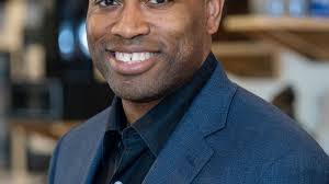 Former Alabama football great Shaun Alexander named homecoming grand  marshall