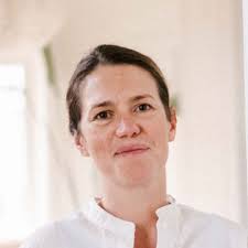 Trouvez un freelance Strategie De-communication disponible sur Malt