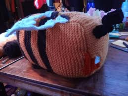 Crochet pattern for a minecraft bee plush. I Made An Angry Minecraft Bee R Knitting