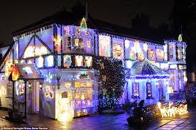 Decking out your house with christmas decorations that set the mood. Britain S Best Decorated Christmas House Owners Spent Four Months Decorating Daily Mail Online