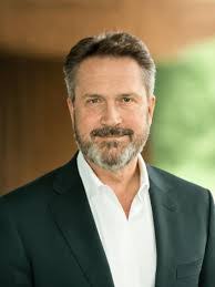 Edward Platz's Instagram, Twitter & Facebook