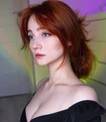 ЭВЕЛИНА КОШКИНА (EVELINUSHKA)