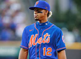 Francisco lindor taking time to instruct mets teammates on defense. Latest On Francisco Lindor Extension Talks With Mets Metsmerized Online