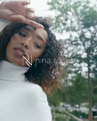 Nina Roche's Instagram, Twitter & Facebook