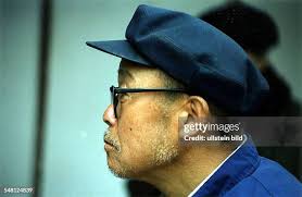 33 Mann Mit Brille Stock Photos, High-Res Pictures, and Images