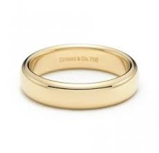 Images Of Gold Wedding Bands For Bride Groom Grooming The Groom Men S Wedding Rings Aliancas Alianca De Casamento Alianca