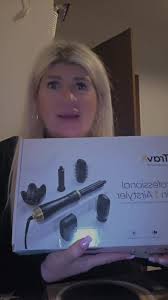 Video di Mioara Sandu (@mioarasandu) con suono originale