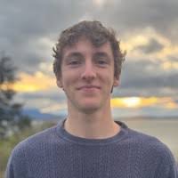 40+ "Reichen" profiles