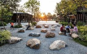 Garten Und Landschaftsbau Mit Steinen Findlingen Und Felsbrocken 15 Bemerkenswerte Beispiele Landscape Green Park Landscape Architecture