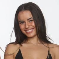 Maya Levine's Instagram, Twitter & Facebook