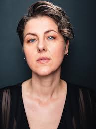 Sarah Karas's Instagram, Twitter & Facebook