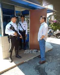 Balai polis bandar sri alam 34 km. Riduan Amway Lawatan Mengejut Ketua Polis Negara Jspt Kl 18 Mei 2019 Ydh Dato Seri Abdul Hamid Bador Ketua Polis Negara Telah Membuat Lawatan Mengejut Ke Balai Polis Trafik Kuala
