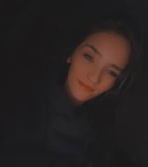 Ashlee Bear's Instagram, Twitter & Facebook