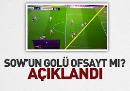 Bu pozisyonda hakem tarafından ofsayt gerekçesiyle durduruldu ve gol geçersiz sayıldı. Fener Trabzon Macinda Sow Un Golu Ofsayt