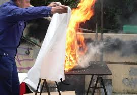 Fire Blankets Vs Fire Extinguishers Pros Cons And Considerations Z7z3 red v1f1 t n1w5.