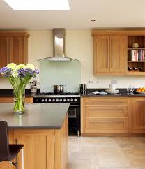 Harvey Jones Oak Shaker Kitchen Www Harveyjones Com Modern Oak Kitchen New Kitchen Cabinets Oak Kitchen