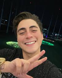 Grady Luis White (@gradywhite_) • Instagram photos and videos