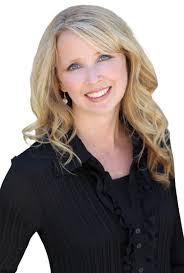 Sara Devries's Instagram, Twitter & Facebook