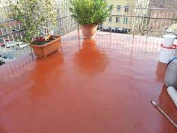 Pavimentazione per terrazzi in hdpe da esterno con finitura effetto legno ( noce ). Polyu 100 Smalto Poliuretanico A Basso Spessore Satinato Resinsiet Srl