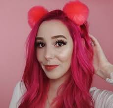 Who Is Meganplays Bio Age Wiki Affair Height Net Worth Youtube Famous Youtubers Cute Youtubers Famous Girls