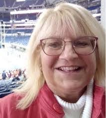 Marilyn Whitlock's Instagram, Twitter & Facebook