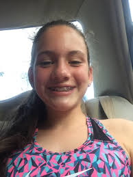 Michaela Logan (@michaelalogann)