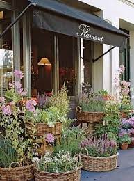 Flamant Flower Shop In Paris Flamant Flo Flower Shop Display Flower Shop Design Flower Shop Interiors