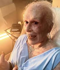 Totally out f her element and she NAILED it " Glenn Clouse" THE DELIVERANCE