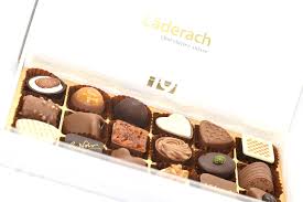 laderach chocolatier suisse hochwertige schweizer schokoladenprodukte platzkartenhalter produkt schokolade
