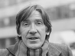 David Warner: Charismatic actor who starred in 'The Omen' and 'Tron'