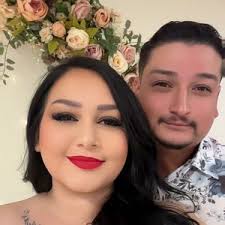 Adele Gonzalez (@adeleg25)