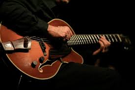 Lenny breau image by uploader unknown. 5 Beautiful Ways To Play A Ii V I Jazz Chord Progression Guitarhabits Com