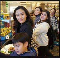 Megastar sharon cuneta is flying to the u.s. Sharon Posts Photo With Her Kids The Only Four People In The World I D Give My Life For