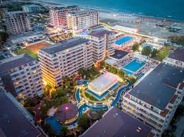 Acum ei au descoperit si sudul litoralului. Hotel Phoenicia Royal Mamaia