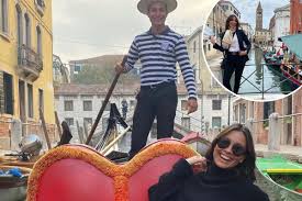 Check spelling or type a new query. Melanie Sykes 50 Shares A Passionate Kiss With A Gondolier 23 On A Six Day Adventure Fr24 News English