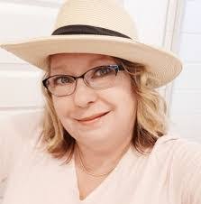 Kathleen Pfeifer's Instagram, Twitter & Facebook