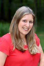 Cassandra Dubois's Instagram, Twitter & Facebook