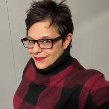 Sharon Murawski's Instagram, Twitter & Facebook