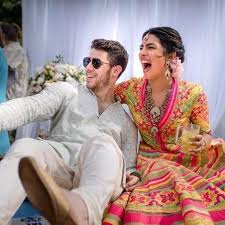 Nov Dec 2018 Priyanka Chopra N Nick Jonas Tie The Knot Bollywood Actor Priyanka Chopra And Americ Priyanka Chopra Wedding Priyanka Chopra Celebrity Weddings