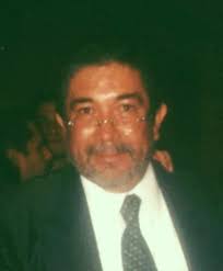 agrupacion de periodistas teatrales: Anuario Teatral 2012. Columnas  Teatrikando Benjamin Bernal (1er Semestre) Criticos.