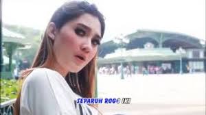 Check spelling or type a new query. Lirik Dan Terjemahan Lagu Kanggo Riko Dan Artinya
