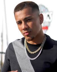 Erick Lanzas's Instagram, Twitter & Facebook