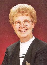 Amanda Resinger's Instagram, Twitter & Facebook